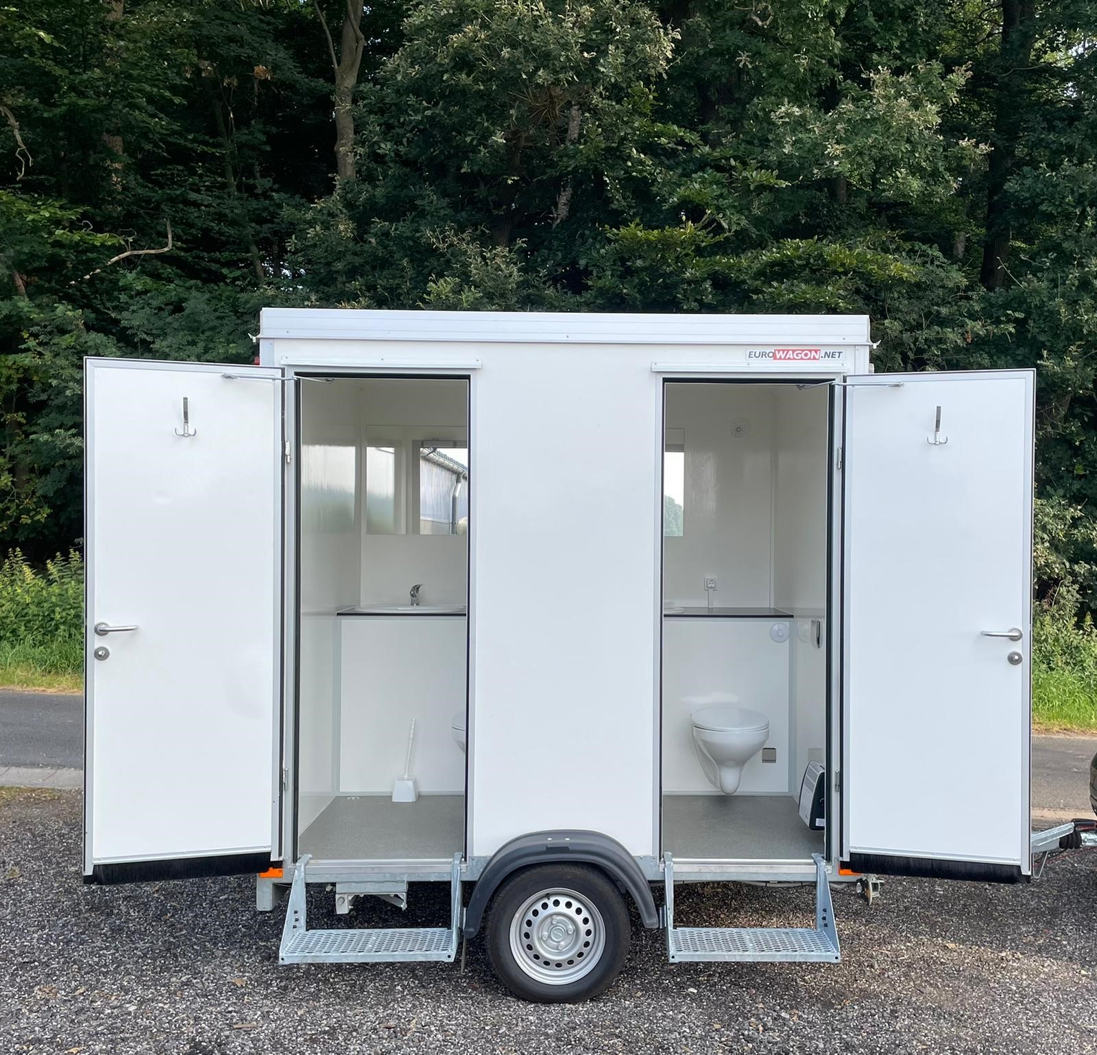 Toilettenwagen groß